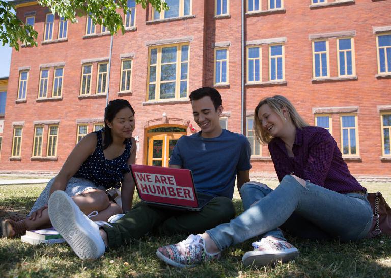 humber-institute-of-technology-and-advanced-learning-school-slide_index0