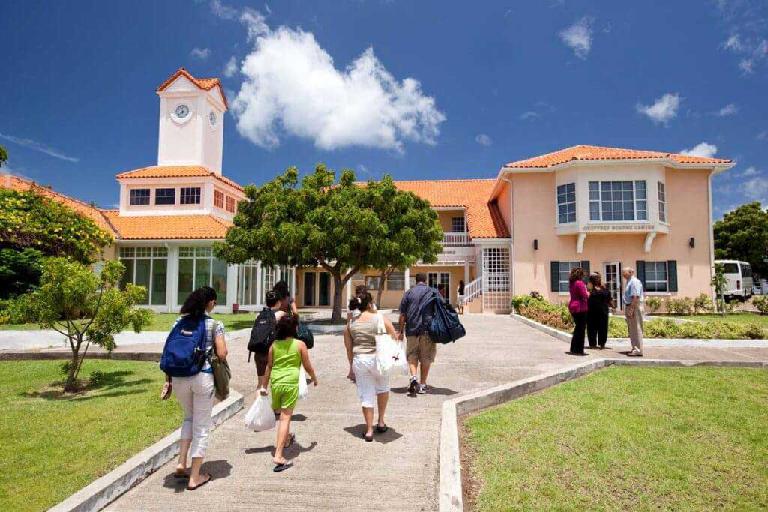 st-george_s-university-school-slide_index3