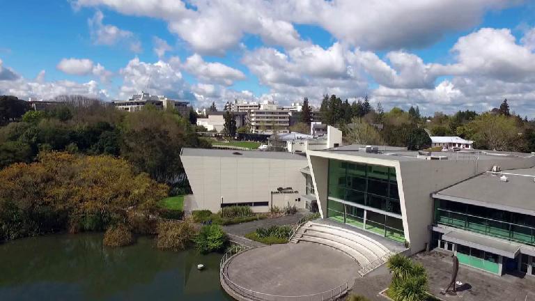 the-university-of-waikato-school-slide_index0
