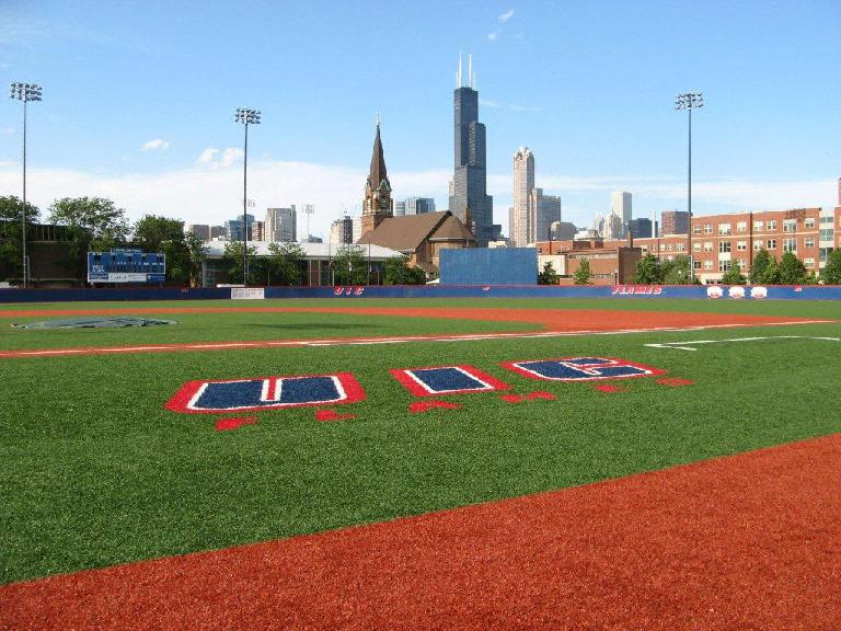 university-of-illinois-at-chicago-school-slide_index0
