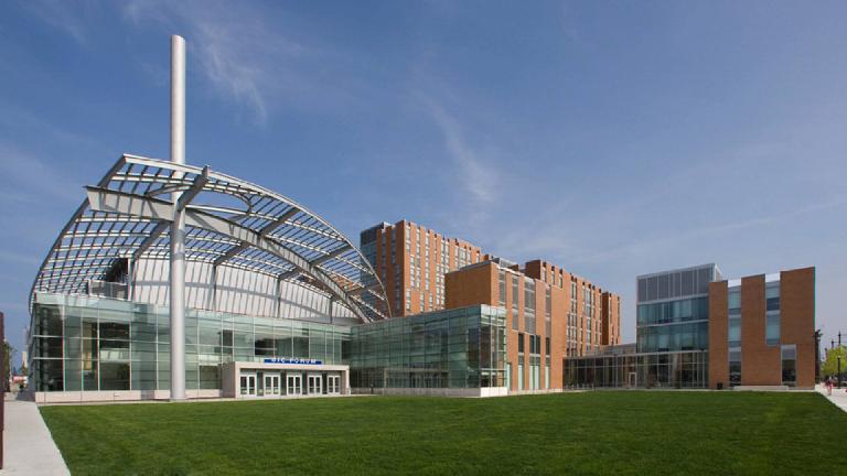 university-of-illinois-at-chicago-school-slide_index2