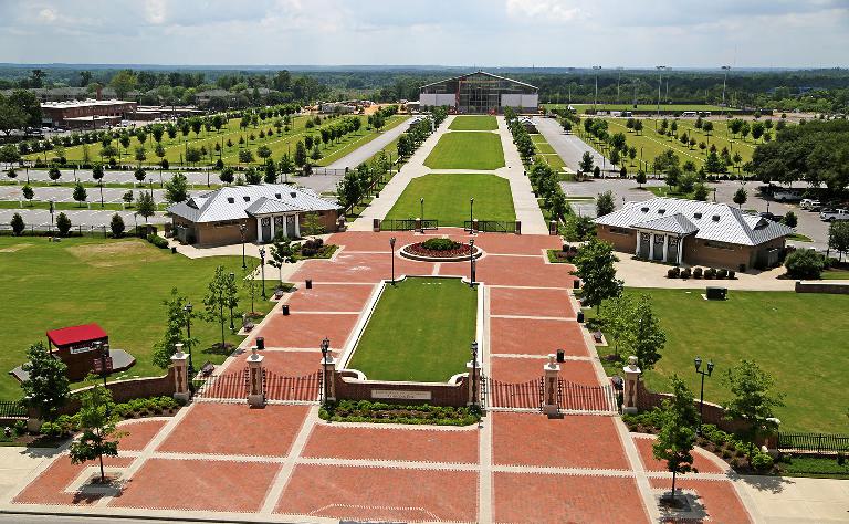 university-of-south-carolina-school-slide_index5